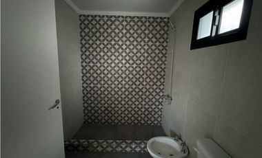 Vendo Casa Con Dos Dormitorios en Caseros, Entre Ríos.