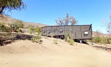Casa en venta de 3 dorm. en Curacaví