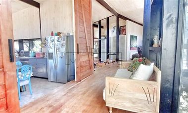 Casa en venta de 3 dorm. en Curacaví