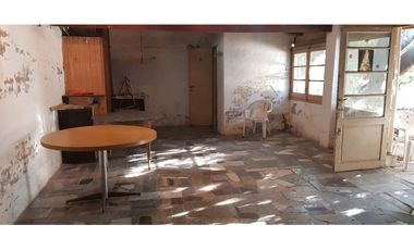 Casa 3 ambientes más departamento 3 amb