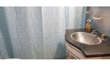 Casa 3 ambientes más departamento 3 amb