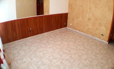 Casa 3 ambientes más departamento 3 amb