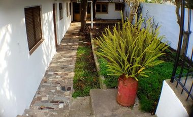 Casa 3 ambientes más departamento 3 amb