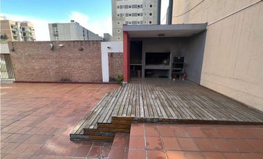 VENTA- DEPARTAMENTO 4 DORMITORIOS- BARRIO ALTO CÓRDOBA