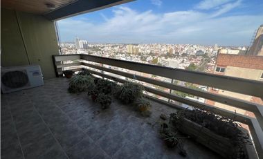VENTA- DEPARTAMENTO 4 DORMITORIOS- BARRIO ALTO CÓRDOBA
