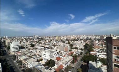 VENTA- DEPARTAMENTO 4 DORMITORIOS- BARRIO ALTO CÓRDOBA