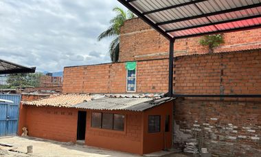 parqueadero en arriendo en laureles estadio. Cod A512623