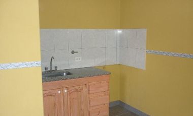 Venta, complejo de 4 departamentos en Villa de Mayo