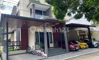Rumah Siap Huni 3 Lantai Ada Rooftop Dalam Cluster dekat Exit Toll Kopo