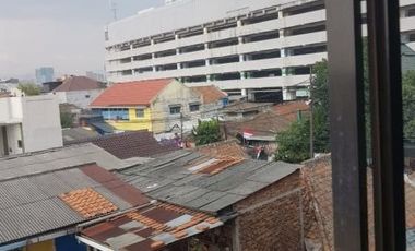 Gedung 4 Lantai Type 945 LT 367 M2 Untuk Usaha di Babakan Ciparay, Kota Bandung