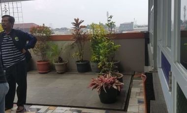 Gedung 4 Lantai Type 945 LT 367 M2 Untuk Usaha di Babakan Ciparay, Kota Bandung