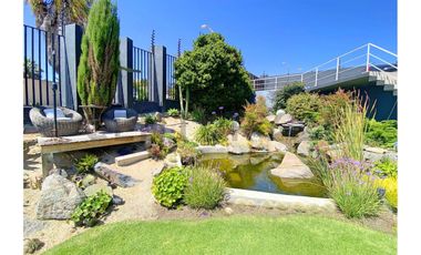 Se vende casa con excelente vista en Peñuelas.