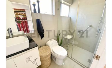 Se vende casa con excelente vista en Peñuelas.