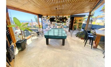 Se vende casa con excelente vista en Peñuelas.