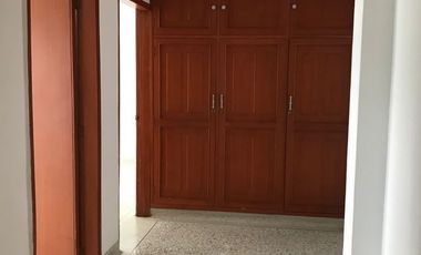 APARTAMENTO PARA REMODELAR