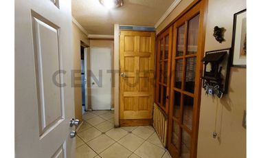 Se Vende Casa con Local Comercial, Rojas Magallanes La Florida