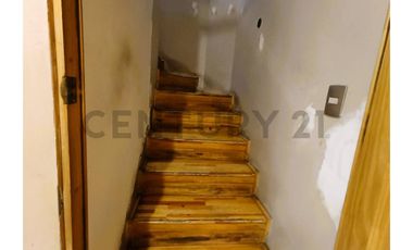 Se Vende Casa con Local Comercial, Rojas Magallanes La Florida