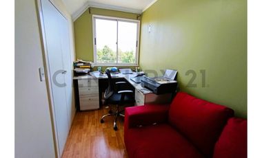 Se Vende Casa con Local Comercial, Rojas Magallanes La Florida