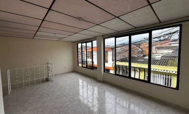 apartamento en arriendo en centro. Cod A19271