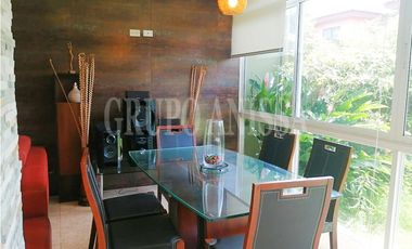 Se Vende Casa en Versalles