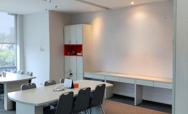 Beli Kantor di Jakarta Selatan? Unit Furnished Siap Pakai di Gedung 88 Casablanca