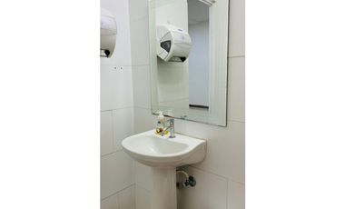 Venta de Oficina Amplia e Iluminada 53.67 m2 