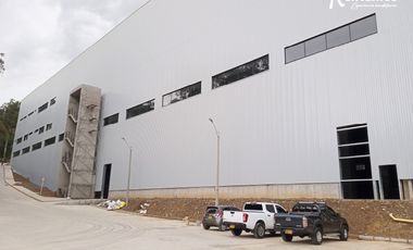 bodega en arriendo en la tablaza. Cod A775110