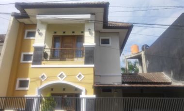 Rumah minimalis bangunan 2 lantai di kawasan dengan View Sawah di Soragan, Jl Godean km 2
