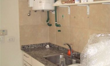 CASA DE 2 DORMITORIOS EN BARRIO LA FERIA - EN VENTA