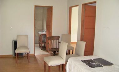 CASA DE 2 DORMITORIOS EN BARRIO LA FERIA - EN VENTA