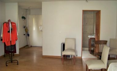 CASA DE 2 DORMITORIOS EN BARRIO LA FERIA - EN VENTA