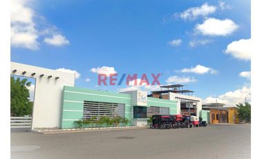📍 Ubicación: Urbanización Corales, Departamento N° 202, Mz M – Segundo Piso
📏 Área total: 101.51 m²

Descubre este hermoso departamento con excelen