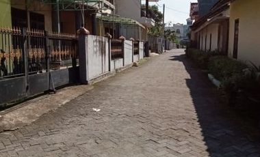 DIJUAL KOST PLUS RUMAH INDUK HANYA 950 JUTA DEKAT UPN