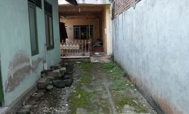 DIJUAL KOST PLUS RUMAH INDUK HANYA 950 JUTA DEKAT UPN