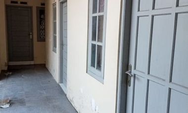 DIJUAL KOST PLUS RUMAH INDUK HANYA 950 JUTA DEKAT UPN