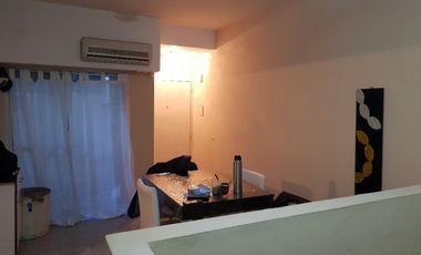 EXCELENTE MONOAMBIENTE EN VENTA, V. BALLESTER