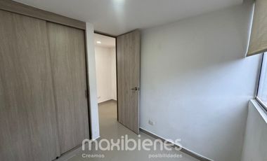 apartamento en arriendo en  la tablaza. Cod A25054