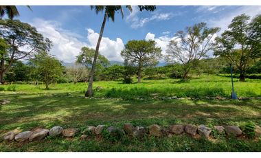 SE VENDE LOTE EN SOPETRAN
