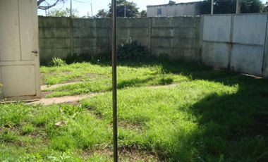 BURZACO: CASA C/GARAGE PARA 2 AUTOS, CON PARQUE * APTA CREDITO *