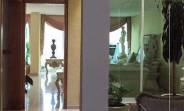 CASA EN VENTA EN COL. SAN JUAN, TEPIC,NAY.