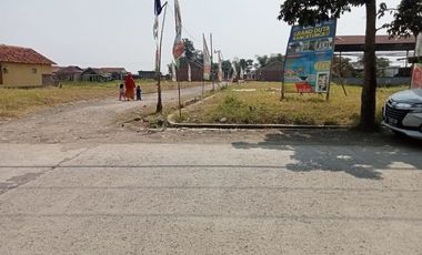 depan sekolah bisa cicilan , rumah siap huni bandung