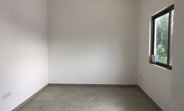 Renta Casa Residencial Aqua  Cancun 3 recamaras más estudio con 3 baños completos  Grupo Cumbres diseño Arquitectónico moderno  amplios espacios, + mantenimiento