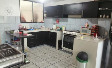 venta, edificio rentero, Uncon # 1 calle Rio vinces