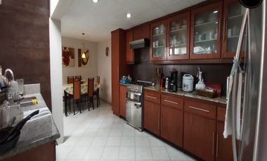 Terreno de venta en Centro de Cuenca – código:18797