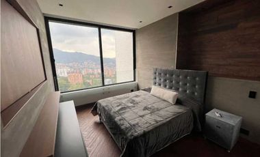 VENDO APARTAMENTO TRIPLEX EN EL POBLADO, SAN LUCAS