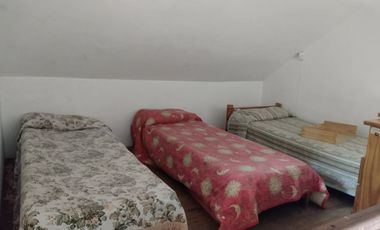 LATORRE PROP. VENDE CHALET DE 3 AMBIENTES A METROS DE AVENIDA BELTRAN