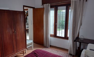 LATORRE PROP. VENDE CHALET DE 3 AMBIENTES A METROS DE AVENIDA BELTRAN