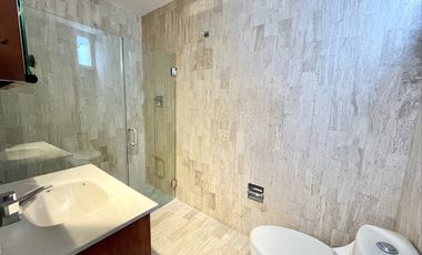 CASA EN RENTA DENTRO DE PRIVADA COL. TEQUISQUIAPAN