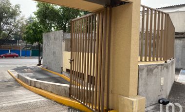 Renta de Terreno con uso de suelo comercial