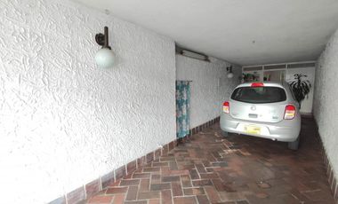 casa en venta en caobos. Cod V26198